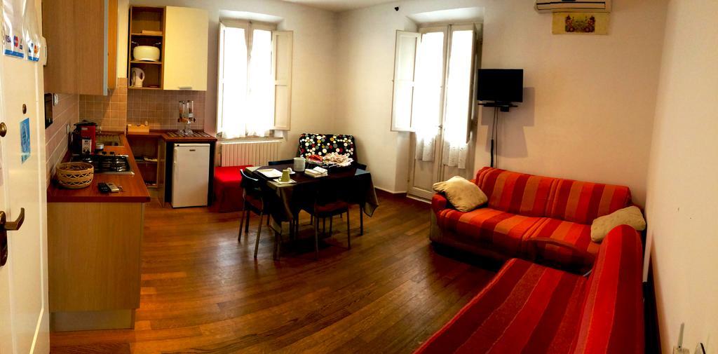 B&B La Luna Dal Borgo イェージ エクステリア 写真