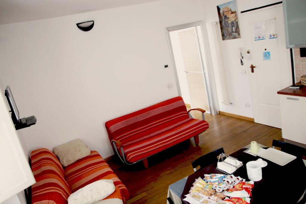 B&B La Luna Dal Borgo イェージ エクステリア 写真